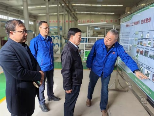 敦煌種業(yè)黨委書記、董事長劉興斌等到奧凱種機、慶和農業(yè)公司洽談交流